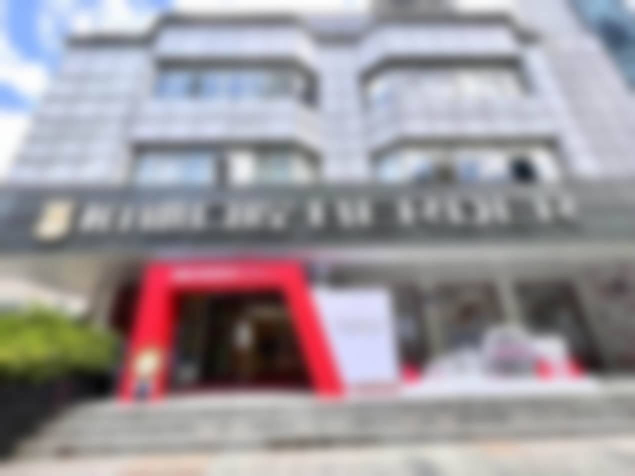 贵阳柏德口腔云岩院区陆泽锋怎么样？执业资质及擅长项目全解析