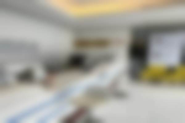 【深圳泰康拜博口腔(布吉店)医生团队介绍】