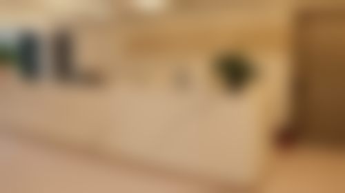 特色科室与项目:聚焦高难度眼病与全周期视力管理