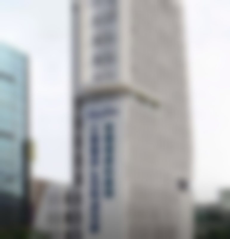 四、医生团队:房俊湖医生领衔,专精可靠
