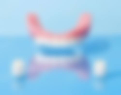 【大连滕洋口腔门诊部骨干医生团队与技术标准】