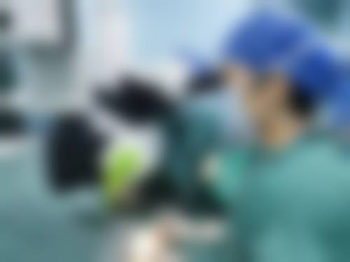 特色科室与项目:全方面覆盖眼病防治与视力矫正